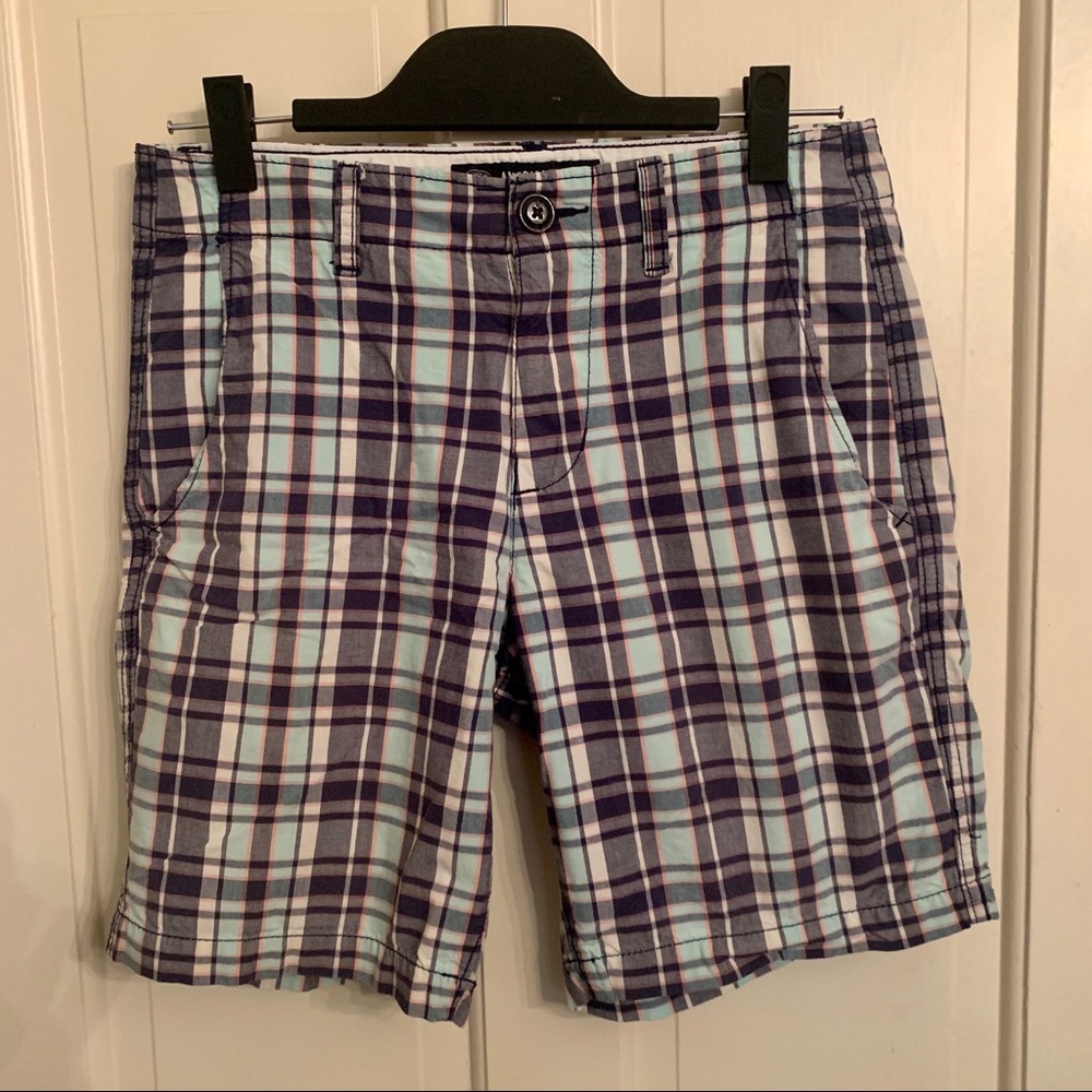 American Eagle blue plaid shorts.